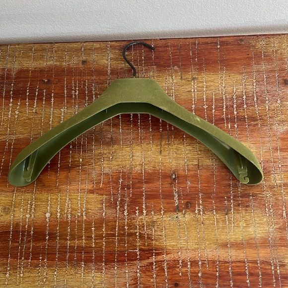 Gucci Hanger - Picture 5 of 8